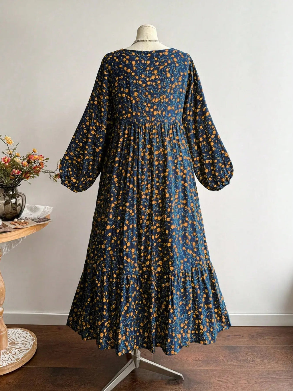 Plus Size Women's Floral Woven Dress, Fall Winter V Neck Tie Back Lace Trim Long Sleeve Maxi Dress, Casual Elegant Fashion
