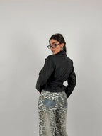 Jacket with belt at the waist