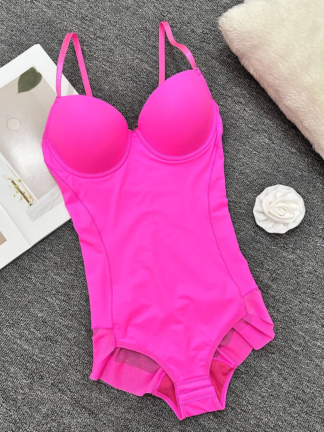 Women's Solid Color Contrast Mesh Sheer Cami Shapewear Bodysuit, Adjustable Strap Tummy Control Shapewear for All Seasons