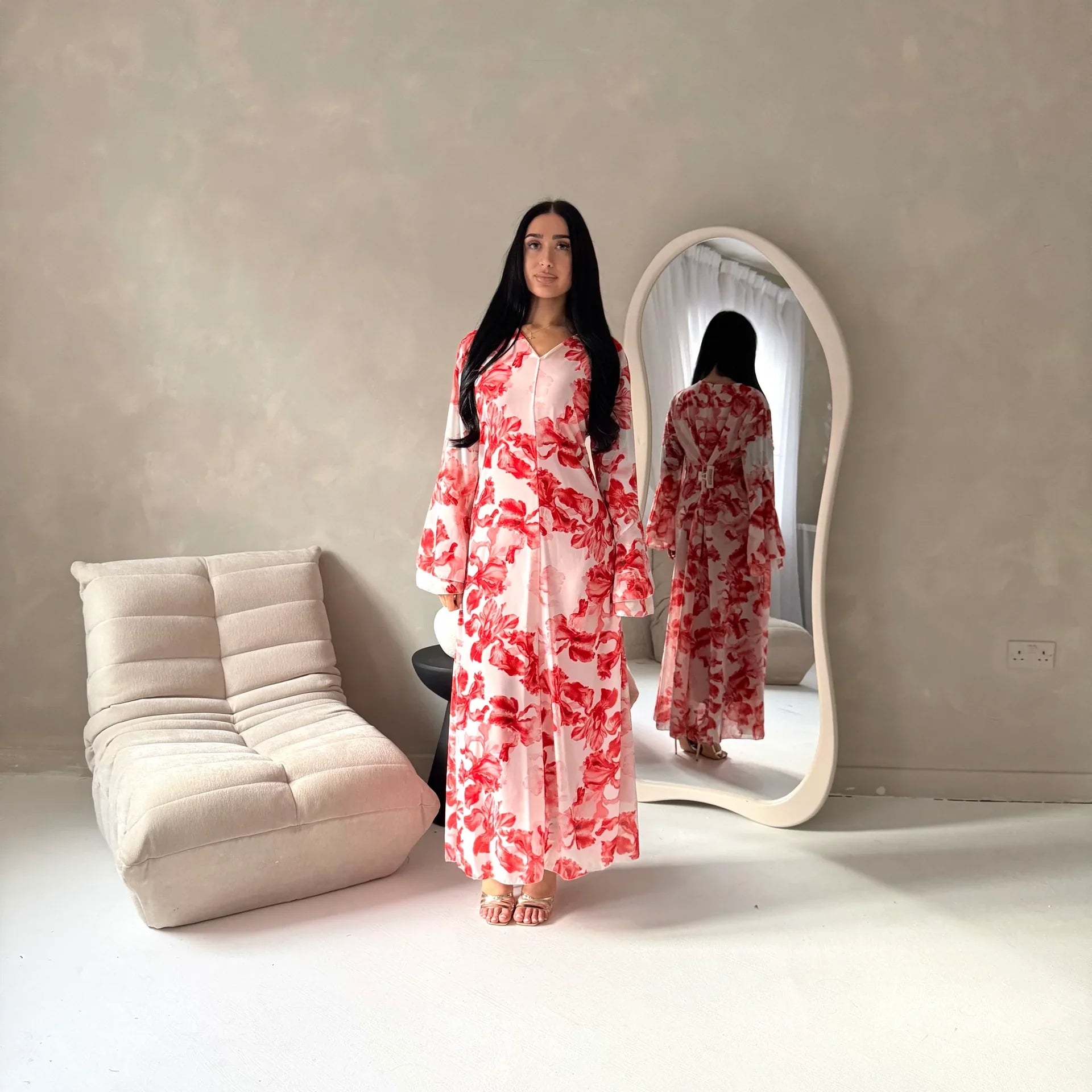 Women's elegant backless floral-lined summer dress with tie-up details