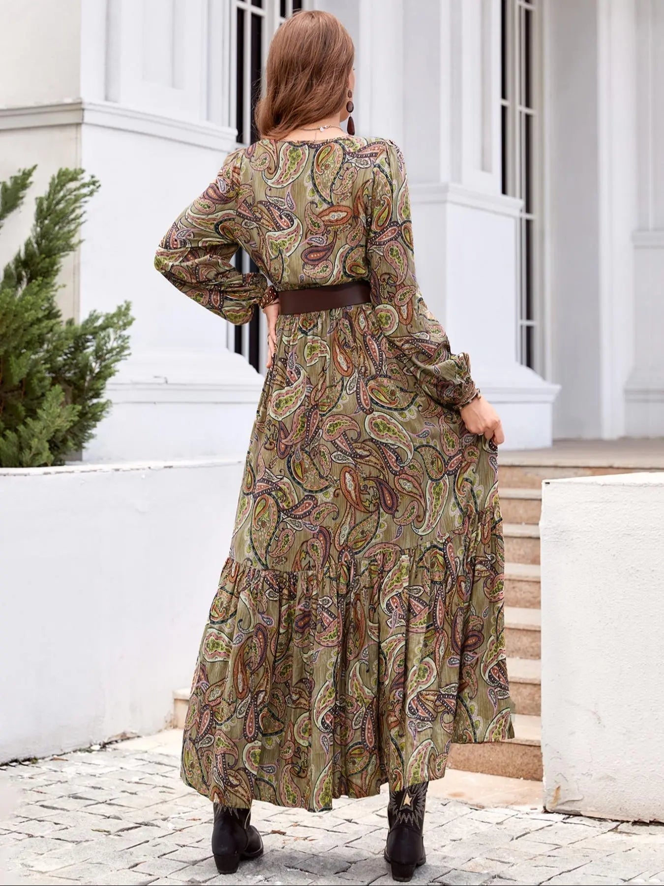 Women's Boho Style Long Sleeve Woven Paisley Print Dress, Fitted Waist Design, Comfortable, Casual & Stylish for All Seasons, Perfect for Beach