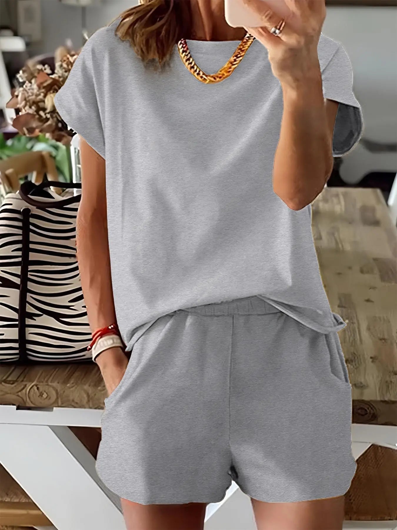 Women's Letter Print Two-Piece Set, Casual Short Sleeve T-Shirt and Sweatpants for Summer, Women's Everyday Wear