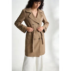 Trench coat, lined, lapel, double-breasted, with belt, front pockets, comfortable women's wear, elegant and versatile, suitable for any occasion, formal or casual, especially suitable for autumn, winter and spring.