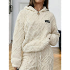 Women’s Minimalist Solid Long-Sleeve Nylon Hooded Sweatshirt