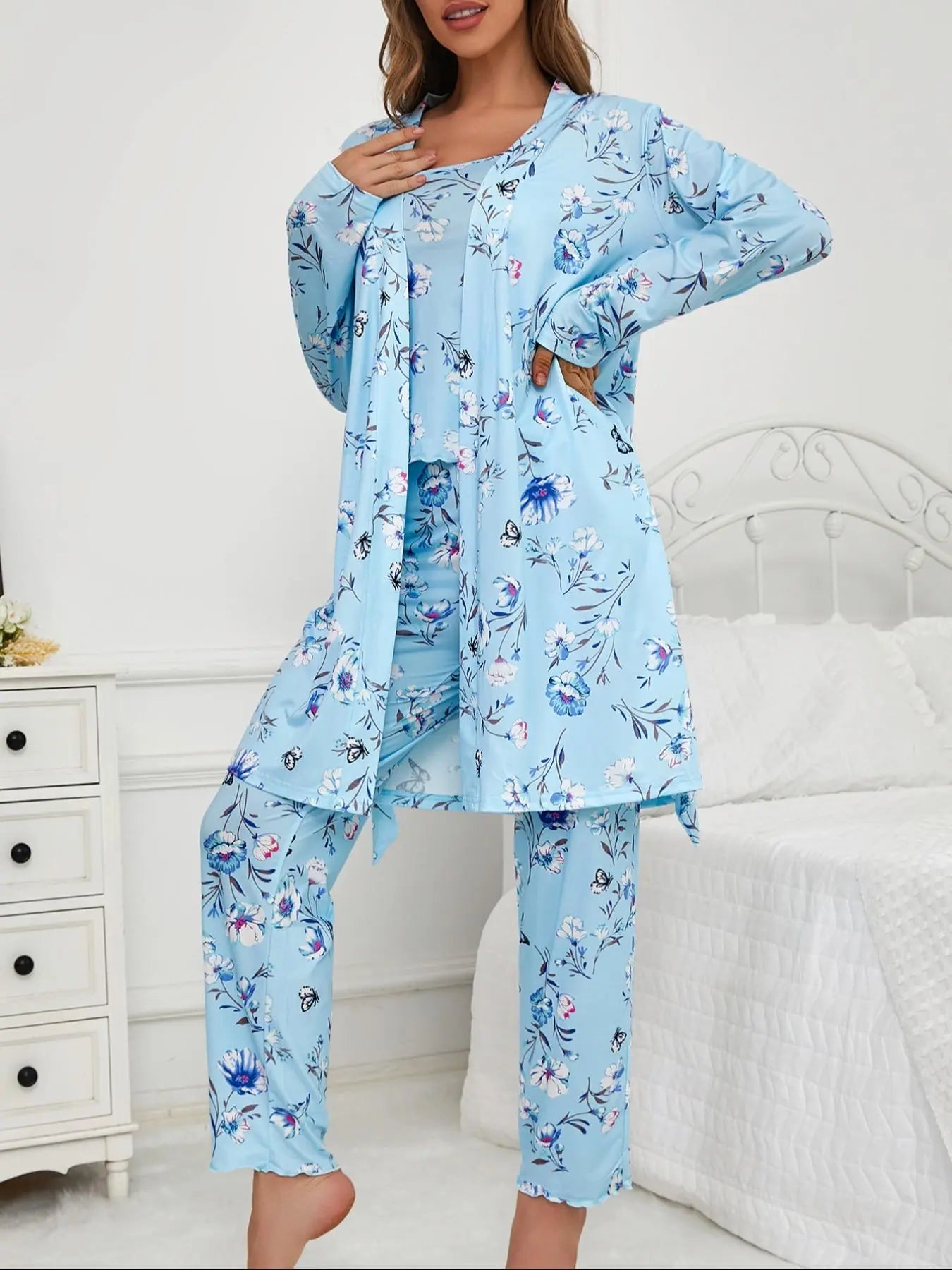 Three-Piece Set Women's Floral Butterfly Print Belted Long Sleeve Lounge Robe & Lettuce Trim Cami Top & Pants Pyjama Set