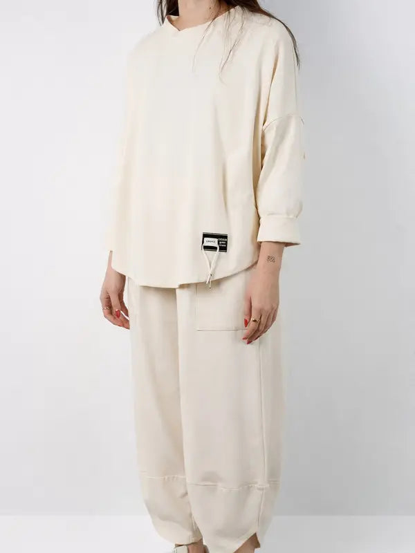 SPRING two-piece set consisting of a shirt and trousers made of soft and compact fabric