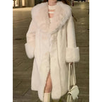 Women's Elegant White Faux Fur Coat High Quality Warm Winter Jacket Dual Purpose for Casual Formal Dinner Long Sleeve Soft Stylish Outerwear Pair with Statement Earrings Womenswear Tops Basic Minimalist winter clothes women winter coats women