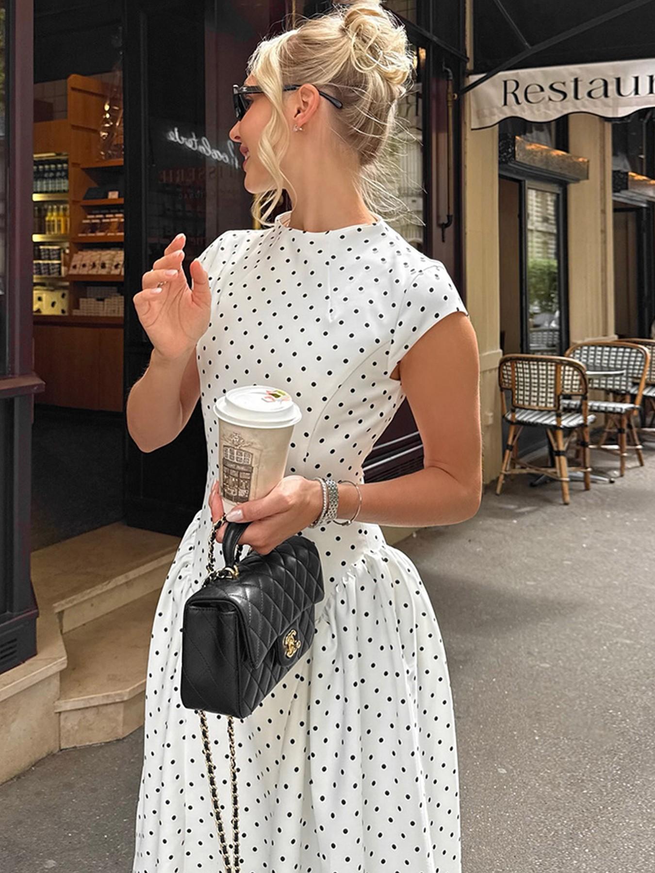 Sleeveless Slim-Fit A-Line Maxi Dress
