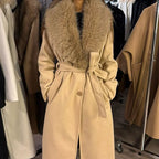 High-Quality Fur Collar Coat - Chic and Elegant,Designed for a Stylish and Comfortable Look.
