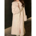 Women's Elegant White Faux Fur Coat High Quality Warm Winter Jacket Dual Purpose for Casual Formal Dinner Long Sleeve Soft Stylish Outerwear Pair with Statement Earrings Womenswear Tops Basic Minimalist winter clothes women winter coats women