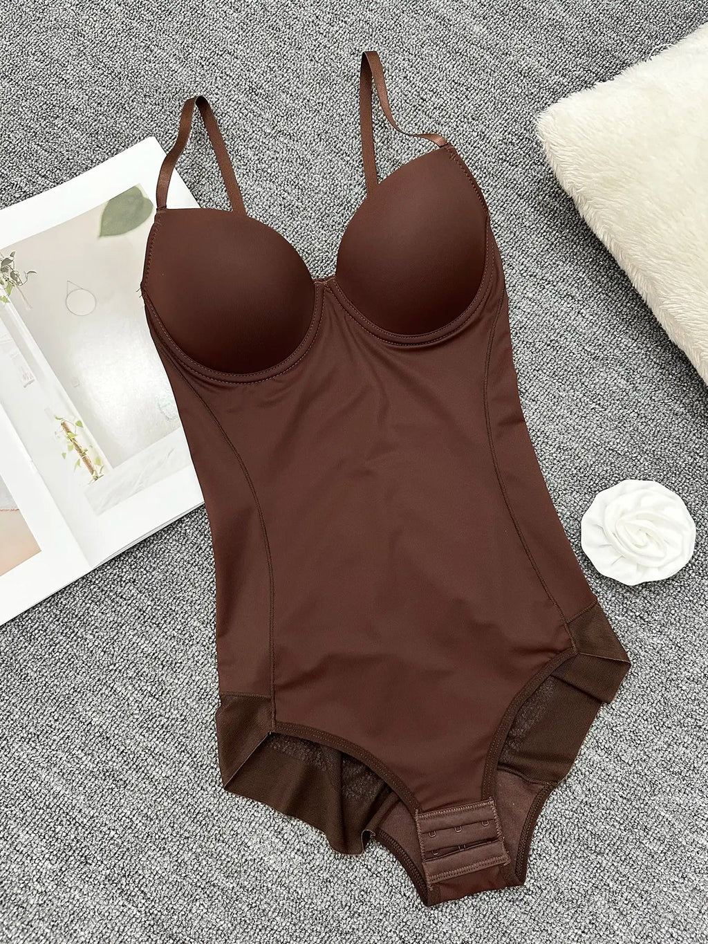 Women's Solid Color Contrast Mesh Sheer Cami Shapewear Bodysuit, Adjustable Strap Tummy Control Shapewear for All Seasons