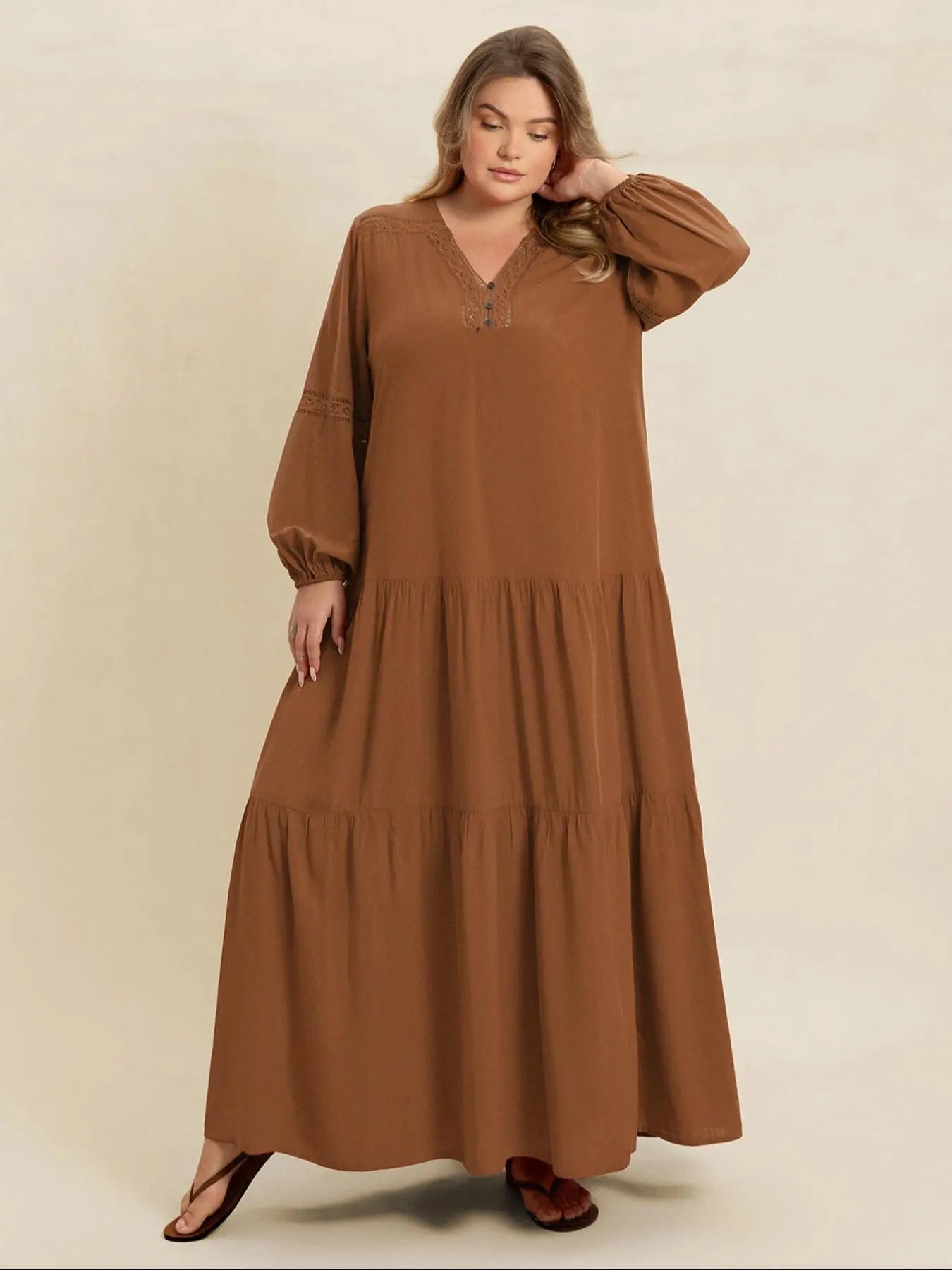 [Plus Size] Plain V-Neck Long Sleeve Maxi Dress, Boho Modest Dress for Daily Holiday Vacation Wear, Women's Plus-Size Clothing for All Seasons