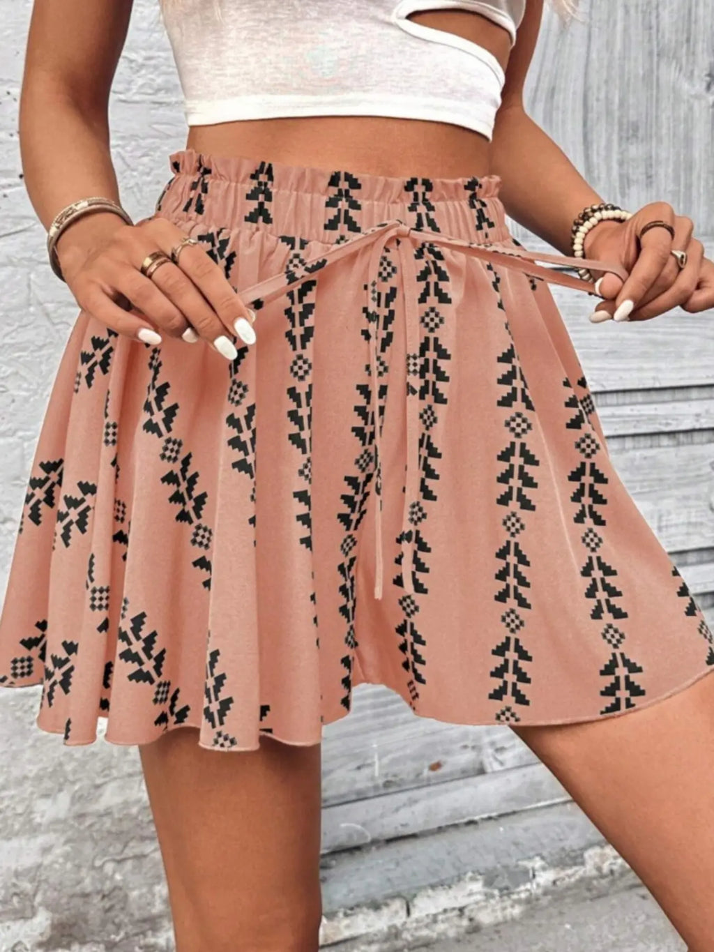 Women's All Over Print Knot Front Shorts
