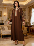 Elegant Muslim Women's Long Robe with Colorful Embroidery, Perfect for All Seasons, Stylish and Comfortable Clothing