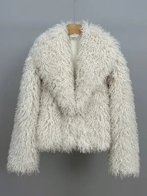 Women's Faux Fur Short Coat, Warm Loose Fit Winter Jacket, High-End Look, New Trendy Design, Perfect for Cold Weather