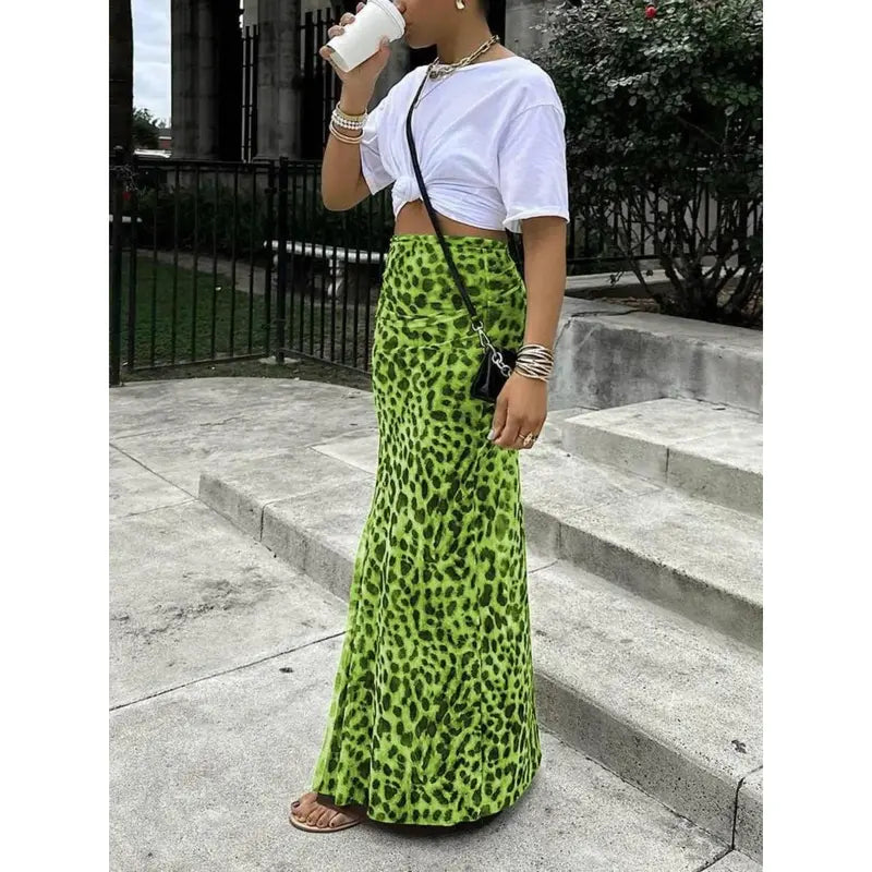 High Waisted Leopard Print Mesh Skirt, Split Design, Slim Fit, Long Hem, Versatile Valentine's Day Dress, Fashionable Women's Clothing