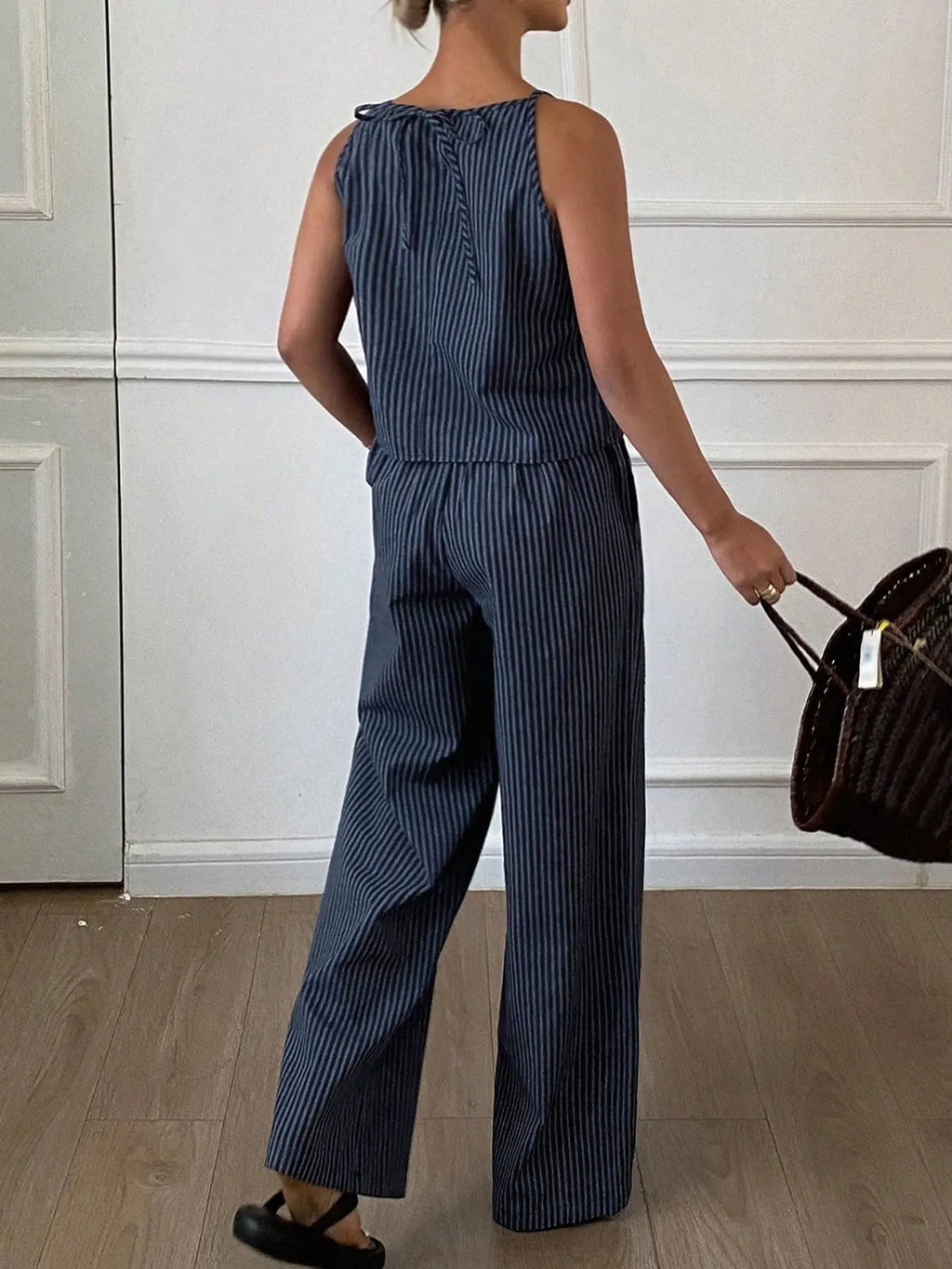 Two-Piece Women's Casual Summer Striped Lightweight Spaghetti Strap Sleeveless Top & Loose Long Pants Outfit Set, Comfortable Stylish Set