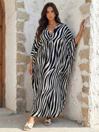 Women's Leopard Print Batwing Sleeve Split Hem Kaftan Dress, Casual Modest Style V-Neck 3/4 Sleeve Long Dress for Fall & Winter, Women's Islamic Clothing for Daily Wear