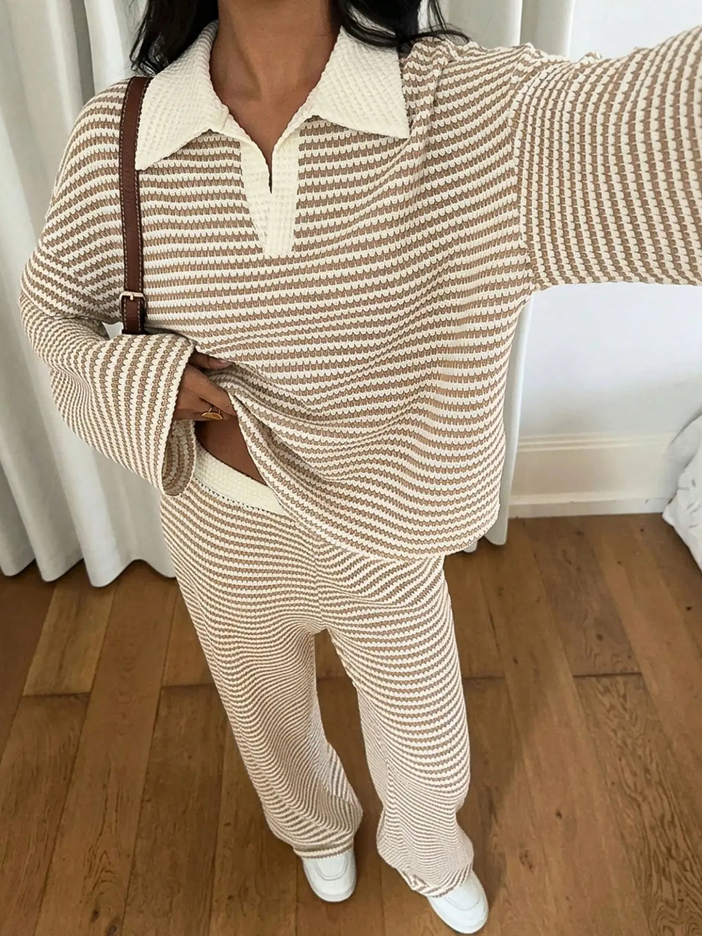 Women's 2pcs Set Loose Striped V-Neck Drop Shoulder Long Sleeve T-Shirt &Elastic Waist Striped Pants