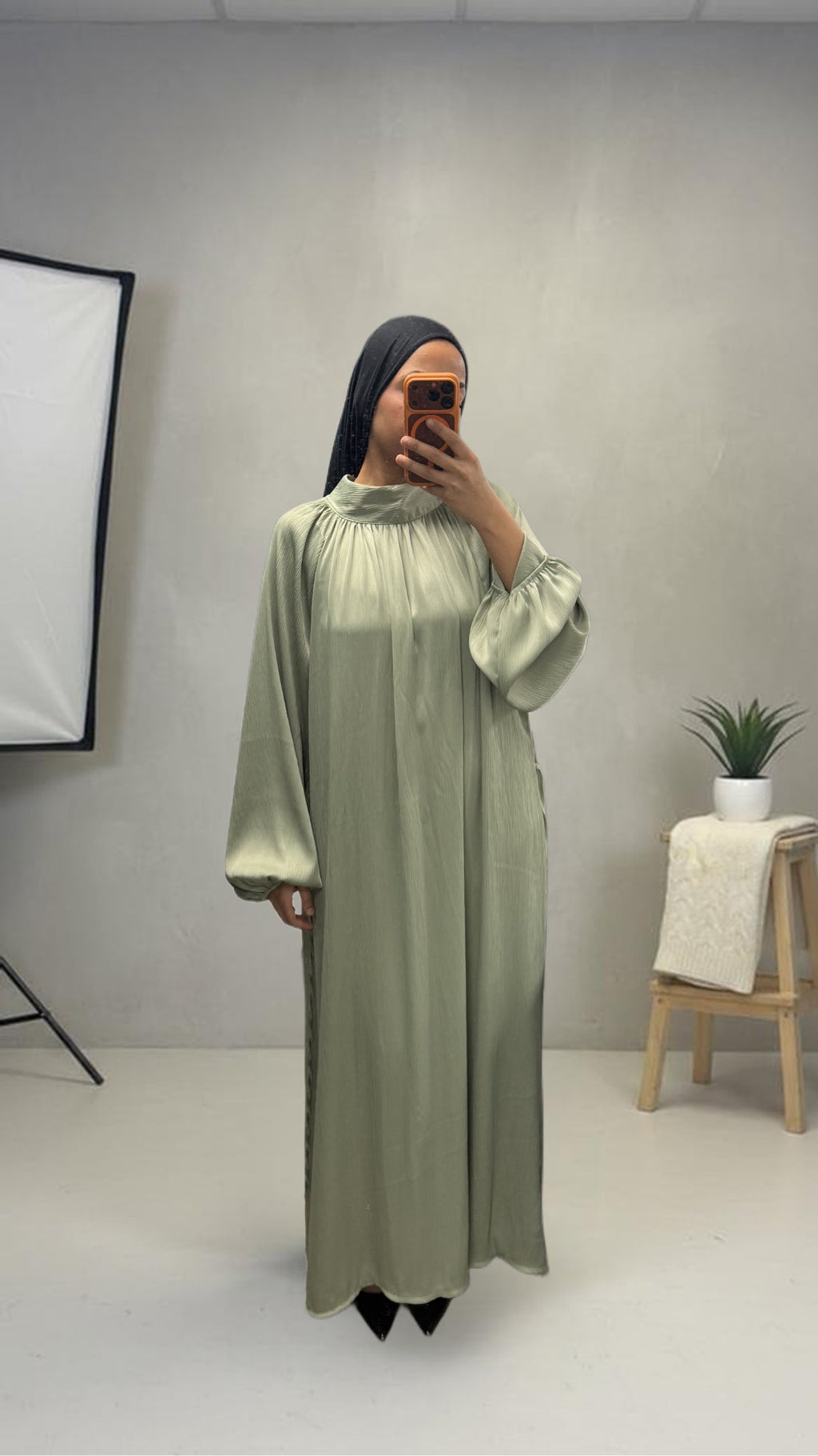 Robe Eva
