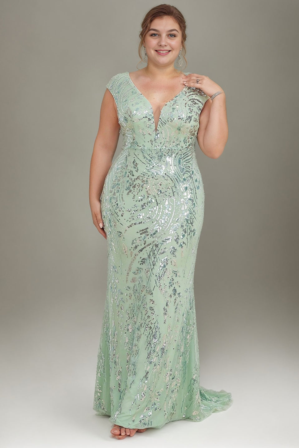 Curveins Plus Size V Neck Sequin Pattern Bodycon Mermaid Train Maxi Dress