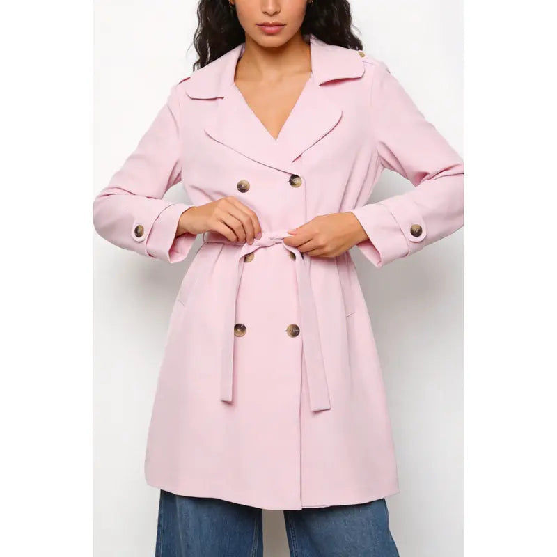 Trench coat, lined, lapel, double-breasted, with belt, front pockets, comfortable women's wear, elegant and versatile, suitable for any occasion, formal or casual, especially suitable for autumn, winter and spring.