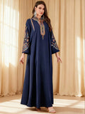 Elegant Muslim Women's Long Robe with Colorful Embroidery, Perfect for All Seasons, Stylish and Comfortable Clothing
