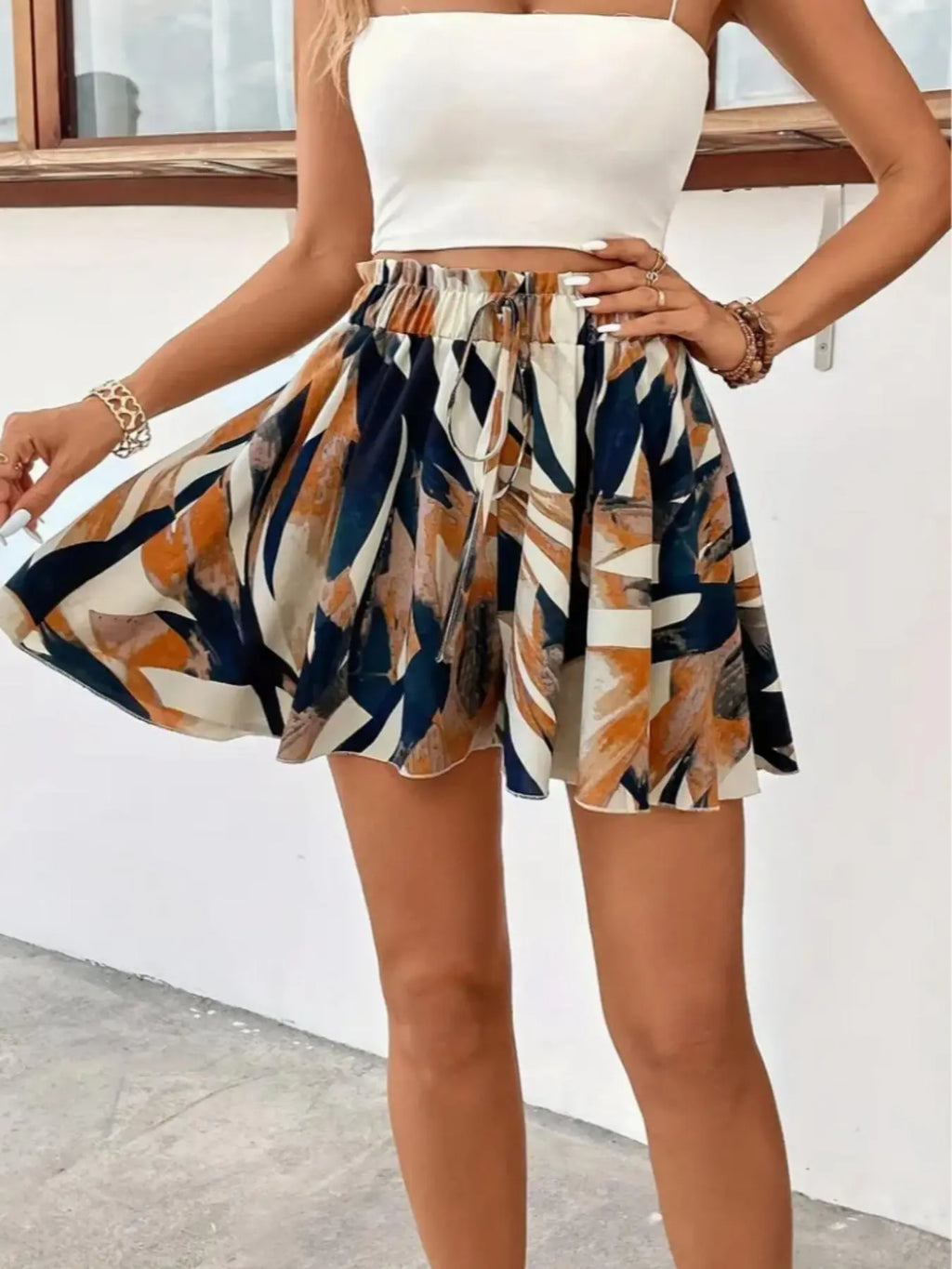 Women's All Over Print Knot Front Shorts