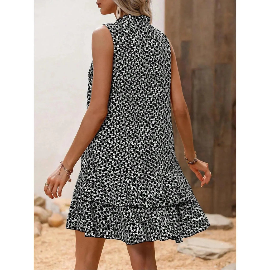 Women's Geometric Print Bow Tie Dress, Tiered Layer Cake Skirt, Casual Spring Summer Wear, Fitted Short Sleeveless Design