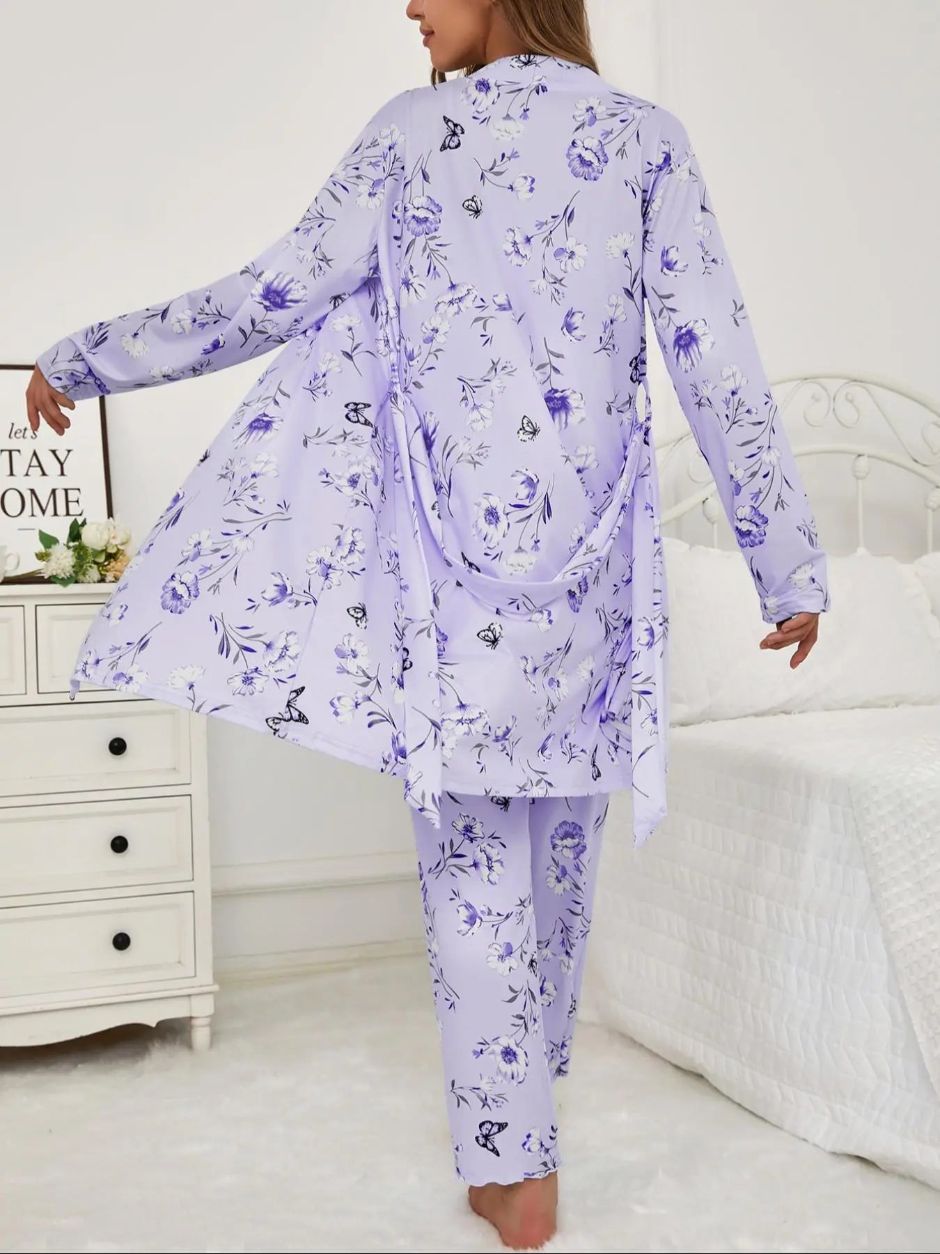 Three-Piece Set Women's Floral Butterfly Print Belted Long Sleeve Lounge Robe & Lettuce Trim Cami Top & Pants Pyjama Set