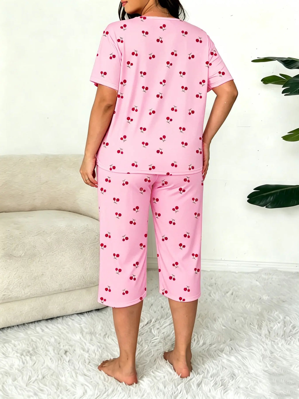 Plus-Size Women's Cherry Print Round Neck Short Sleeve Top and Capri Pants Set