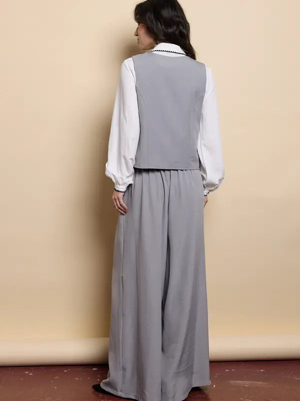 Women's suit, casual style, sleeveless jacket, loose trousers