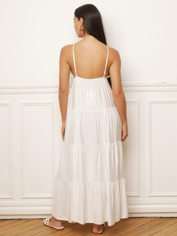 Robe longue à bijou et grands volants
