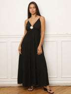 Robe longue à bijou et grands volants