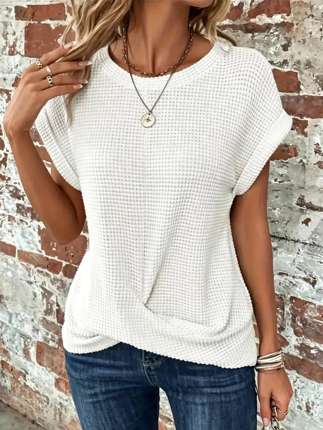 Women's fashionable casual loose round neck short sleeved top