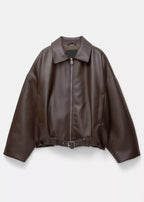 Luxurious Ebony Jacket – Effortlessly showcasing elegant style.