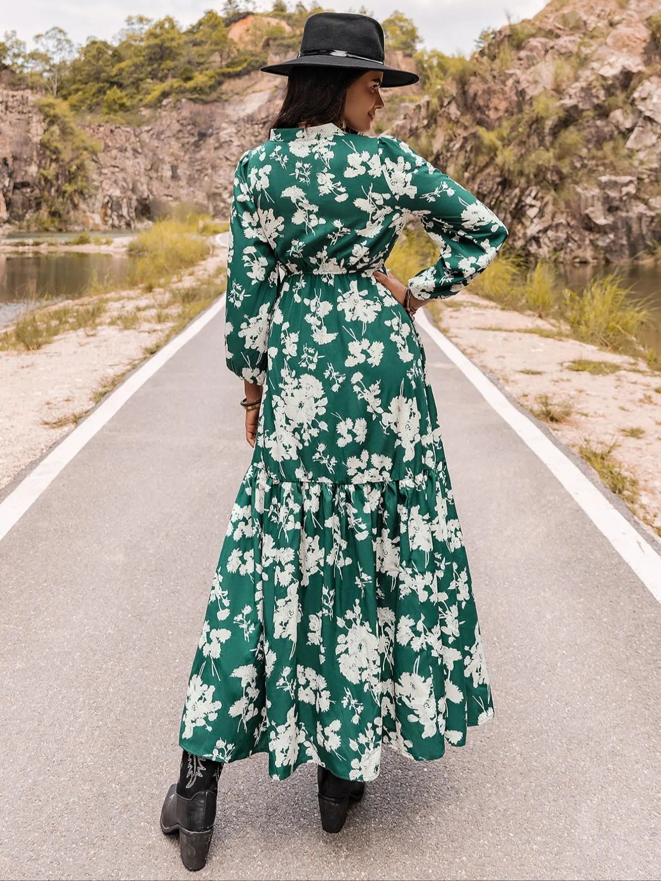 Women's Western Style Floral Print Embroidered Trim Bishop Long Sleeve Notched Neck A-line Long Vintage Dress, Dresses for Women