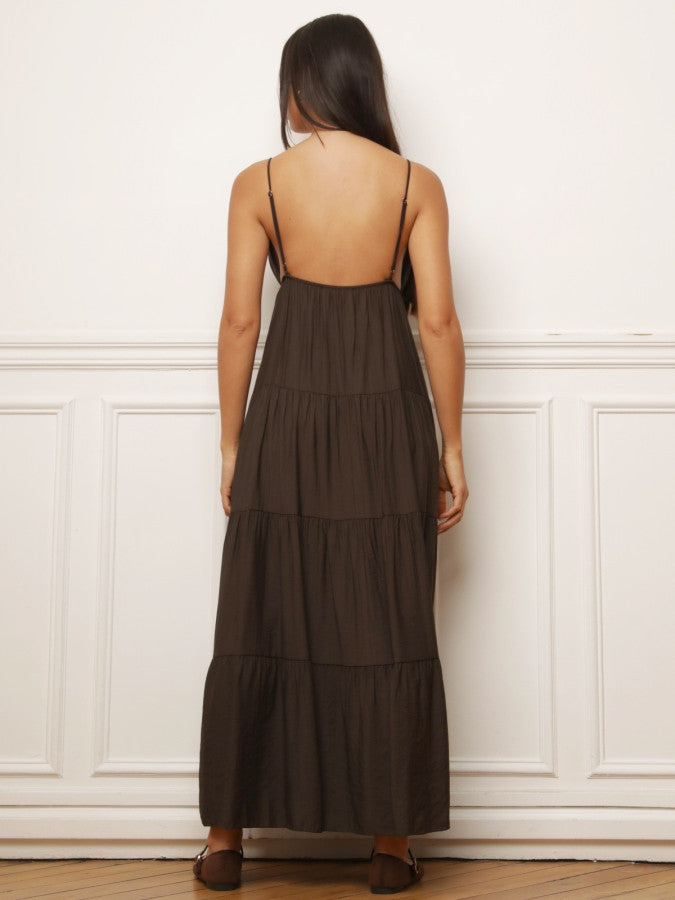 Robe longue à bijou et grands volants