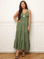 Robe longue à bijou et grands volants