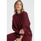 Two-piece knitwear set: long-sleeved T-shirt, crew neck, elastic waistband trousers, medium knit, comfortable and versatile, women's wear, suitable for everyday wear, especially for the changing seasons.