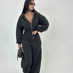 Sports Set - A two-piece tracksuit including a zip-up, crocodile-patterned hoodie and loose-fitting sweatpants, lined with soft fleece for comfortable wear.