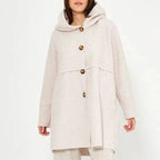 Women's autumn/winter hooded button-up coat, stylish and versatile, suitable for various occasions.