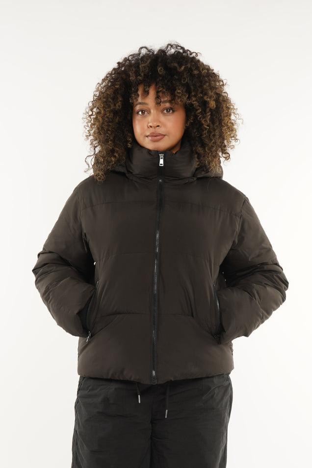 Detachable hooded down jacket