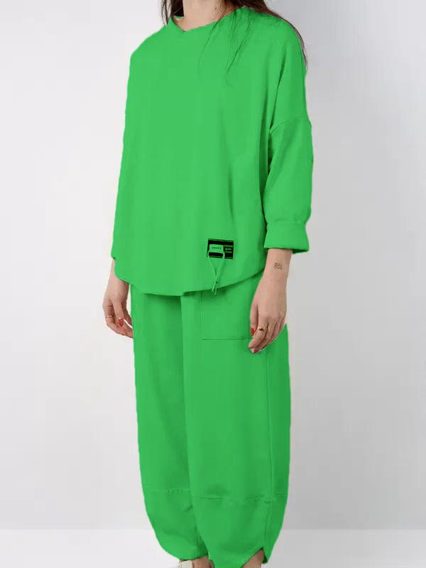 SPRING two-piece set consisting of a shirt and trousers made of soft and compact fabric