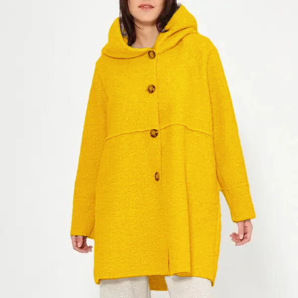 Women's autumn/winter hooded button-up coat, stylish and versatile, suitable for various occasions.
