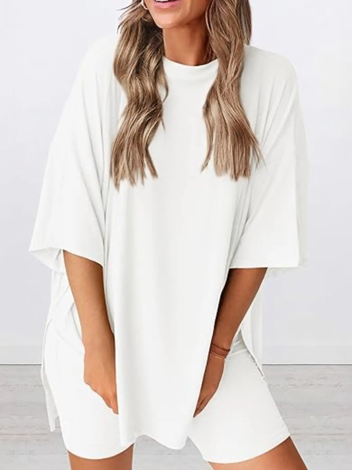 Women's Solid Color T-Shirt and Tight Shorts Set, Casual Summer Comfort Round Neck Sleepwear, Pocket Design, Outdoor Wear