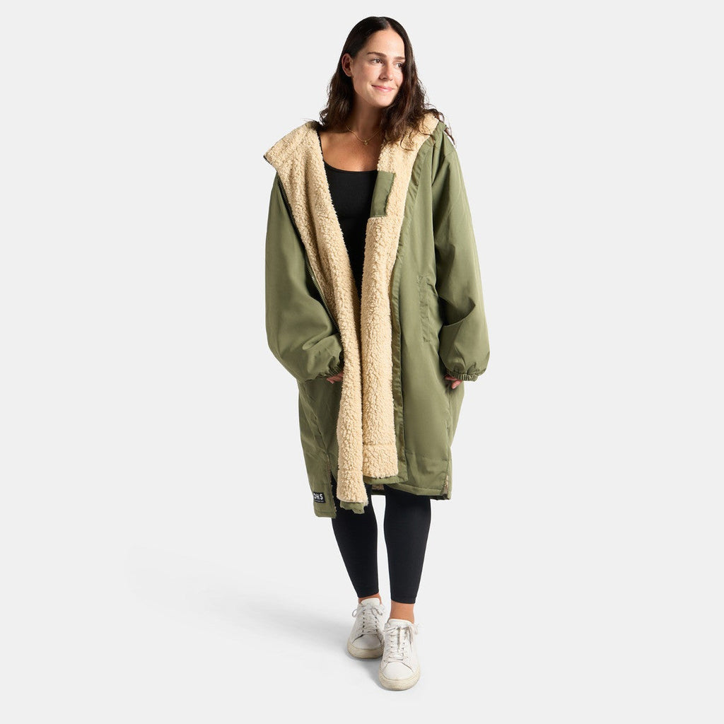 Drying Robe Waterproof Wind Resistant Changing Robe Soft Sherpa Fleece Lined Oversized Hooded Long Sleeve Coat Jacket for Kids Adults Men Women Surfing Beach Swimming Keep Dry