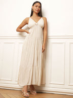 Robe longue à bijou et grands volants