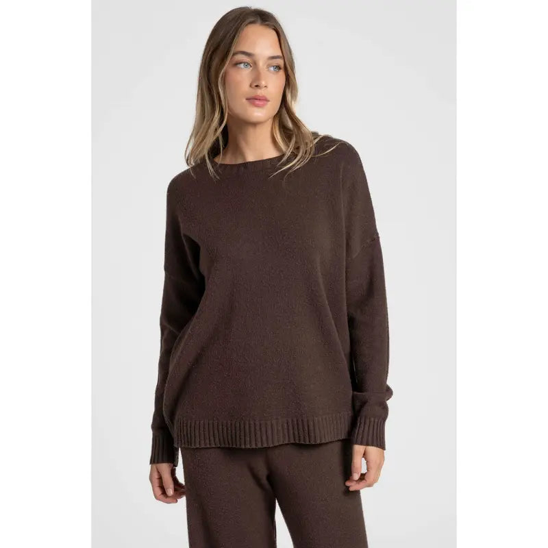 Two-piece knitwear set: long-sleeved T-shirt, crew neck, elastic waistband trousers, medium knit, comfortable and versatile, women's wear, suitable for everyday wear, especially for the changing seasons.