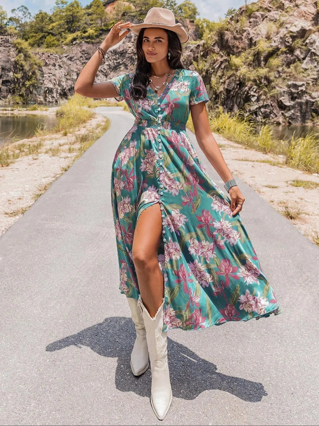 Women's Floral Print Button Front Shirred Bohemian Casual Wear Dress, Boho Pocket V Neck Short Sleeve A Line Dress, Women's Dress for Summer Beach Holiday Vacation, Casual Boho Chic